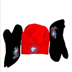 New Without Tags Chef Hat & 2 Righty Hot Plate Gloves
